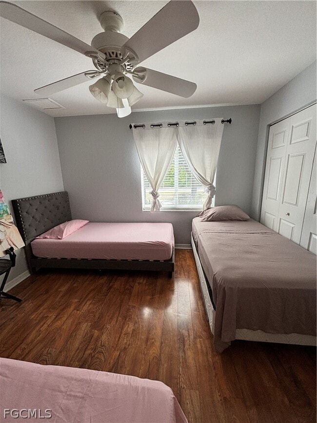 Building Photo - 17533 Holly Oak Ave