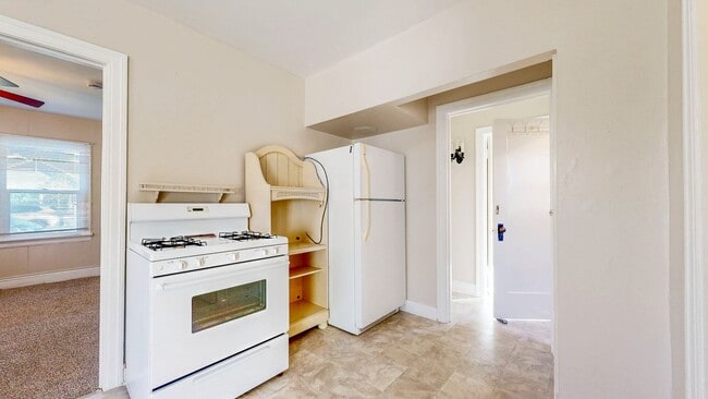 Building Photo - 507 Macklyn Ave