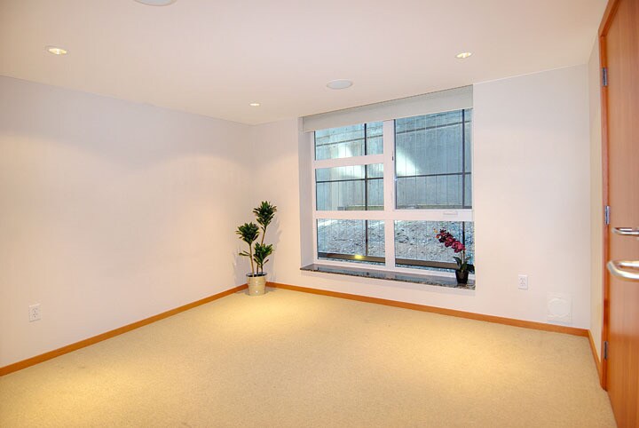 Primary Bedroom - 1760 N Northlake Way