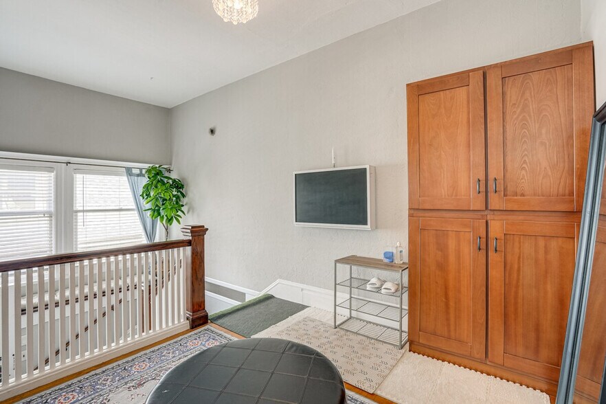 Building Photo - 2629 Eagle Ave