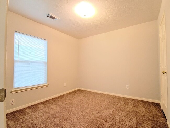 Building Photo - 11314 Northam Dr