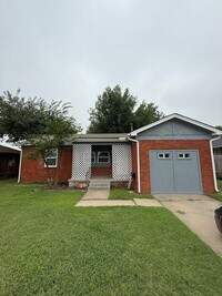 Building Photo - 2 bed/1 bath home in South Oklahoma City