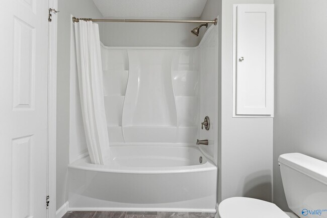 Building Photo - 1504 Faye St SW