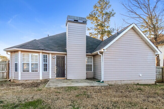 Building Photo - 1376 Trafalgar Way