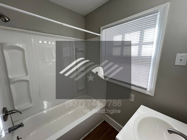 Building Photo - 234 Santa Clara Ave