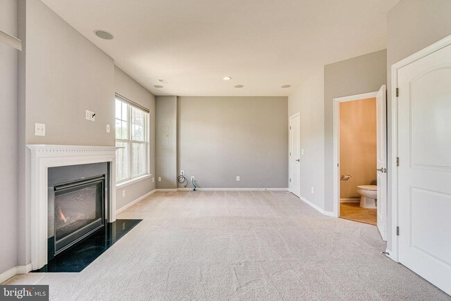 Building Photo - 43472 Hopestone Terrace