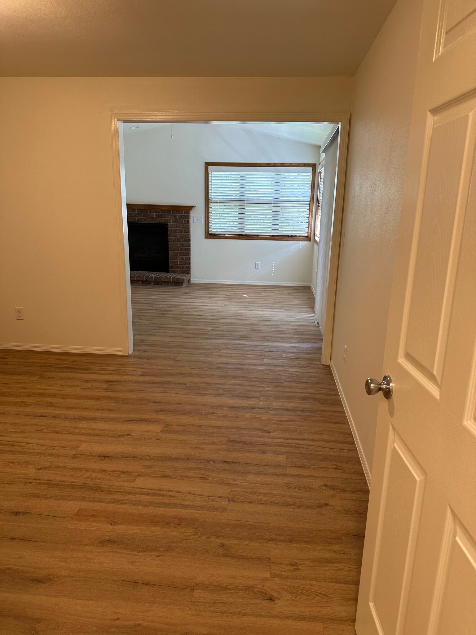 Building Photo - N420 Kilsdonk Ct