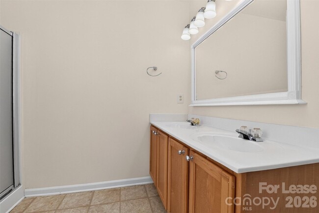 Building Photo - 3003 Moonstone Ln