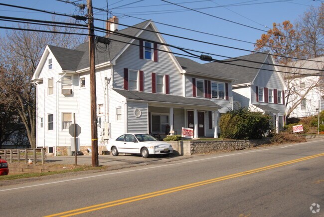 Building Photo - 288 W Clinton St