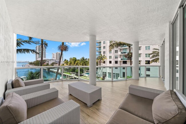 Building Photo - 7918 Harbor Island Dr