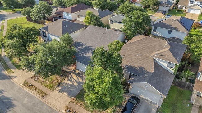 Building Photo - 1012 Traci Michelle Dr