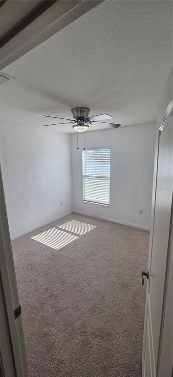 Building Photo - 240 Solis Dr