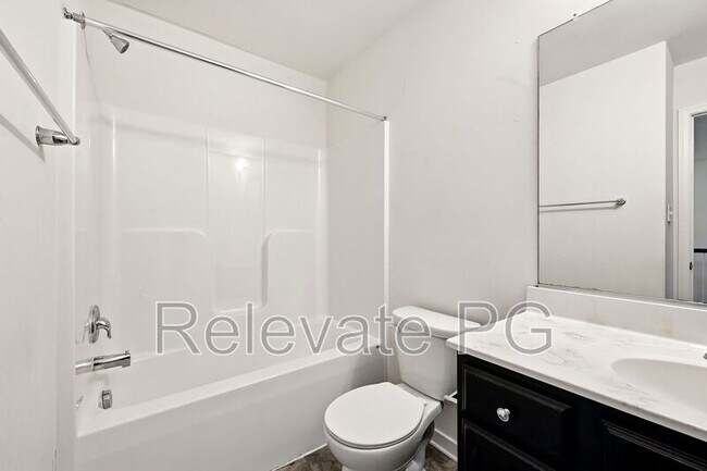 Building Photo - 4028 Rivermere Ln