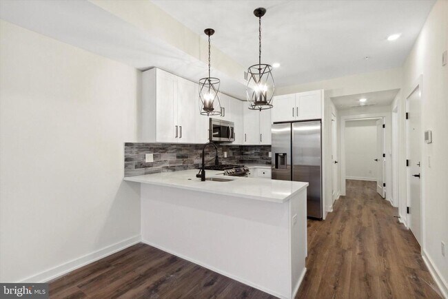 Building Photo - 1826 Frankford Ave