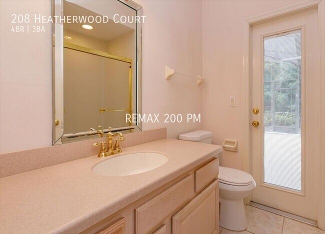Building Photo - 208 Heatherwood Ct