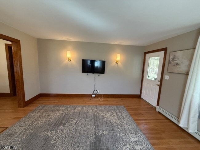 Building Photo - 73 Kiel Ave