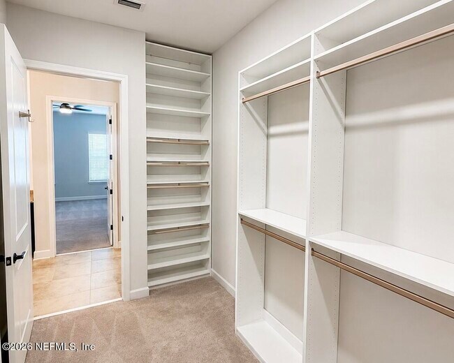 Building Photo - 19 Bolsana Ct