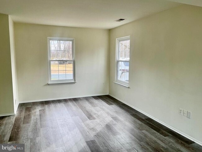 Building Photo - 702 Brandon Cir