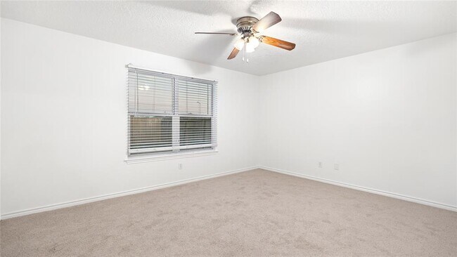 Building Photo - 11827 Cape Hyannis Dr