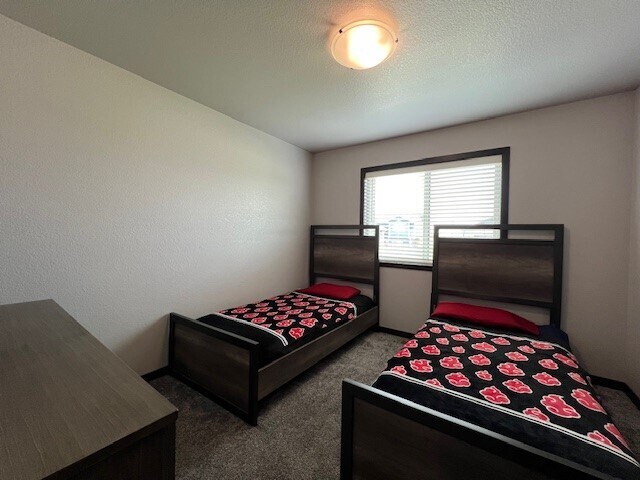 Building Photo - 557 Antietam Dr