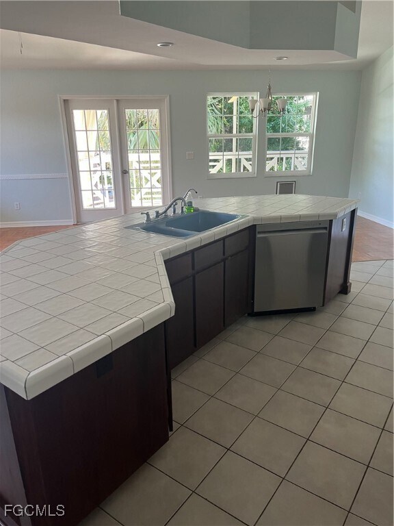 Building Photo - 950 Moody Rd