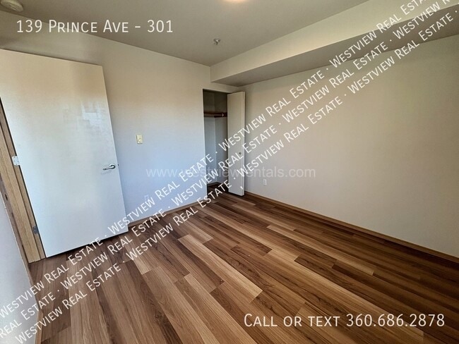Building Photo - 139 Prince Ave
