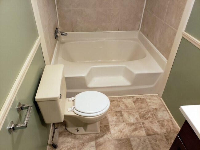 Building Photo - 2279 Fulton Trl