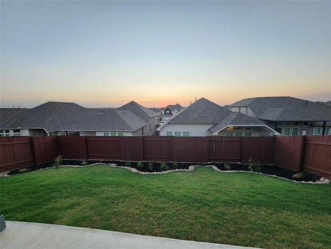 Building Photo - 472 Algaroba Loop