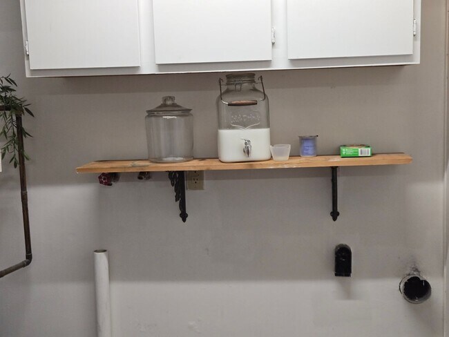 Building Photo - Beautful Home