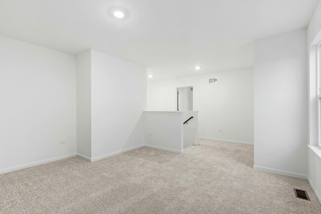 Building Photo - 10973 Green Pl