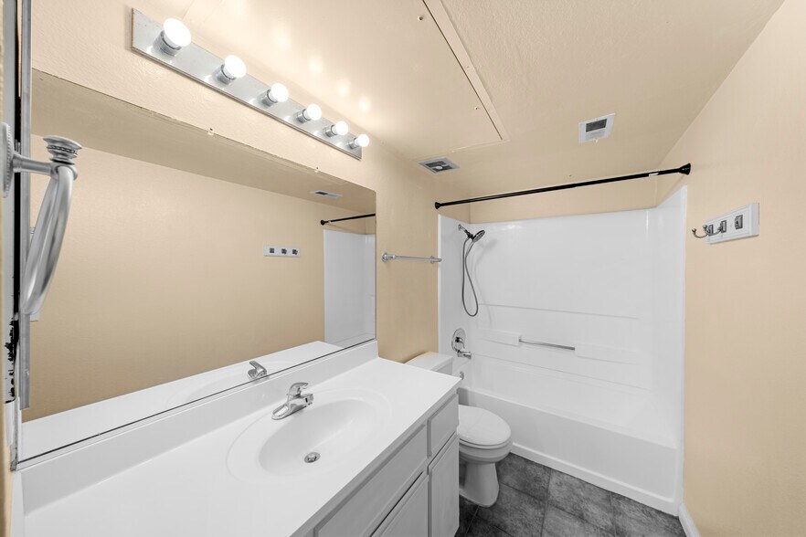 Master Bathroom - 10655 Lemon Ave