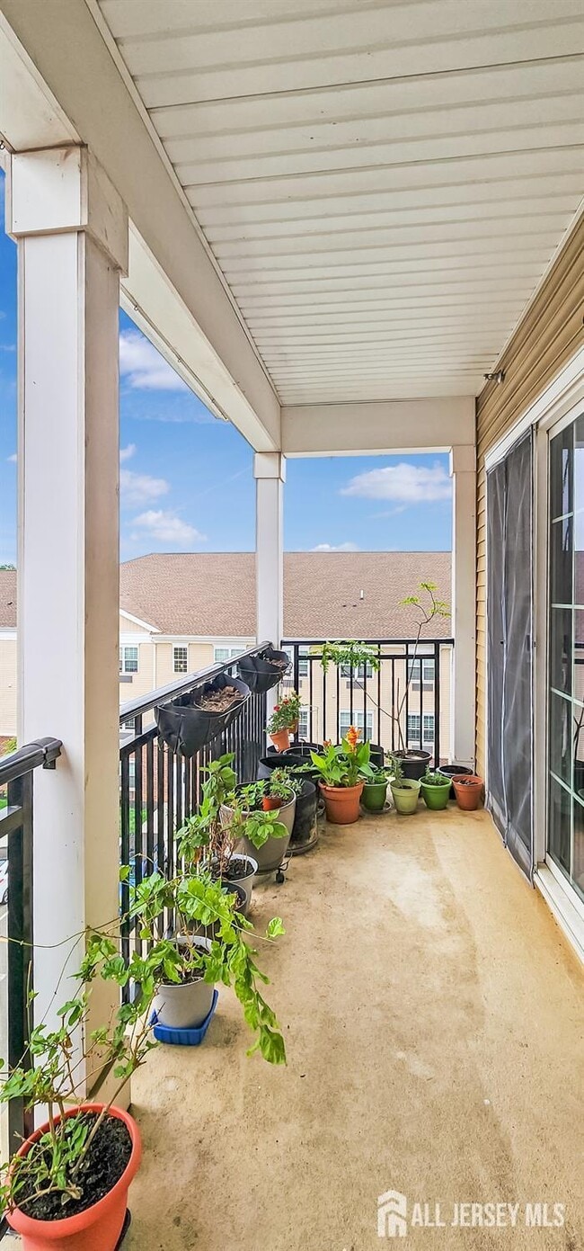 Building Photo - 548 E Celebration Way