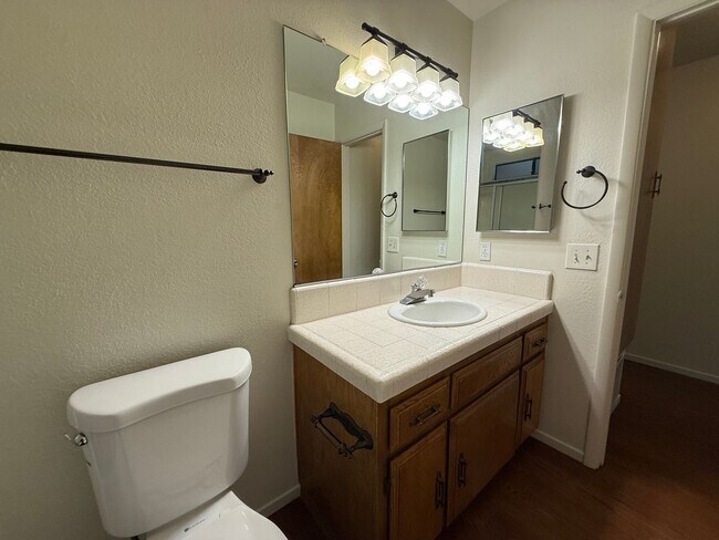 Building Photo - Victorville- Spring Valley Lake, 3 Bedrooms 2 bathrooms, New Paint