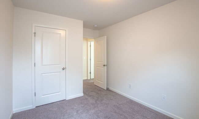 Building Photo - Beautiful  4Br 3Ba Single Family Home Lark...