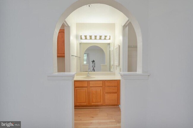 Building Photo - 5800 Inman Park Cir