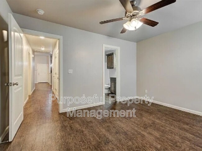 Building Photo - 4313 Edinburg Way