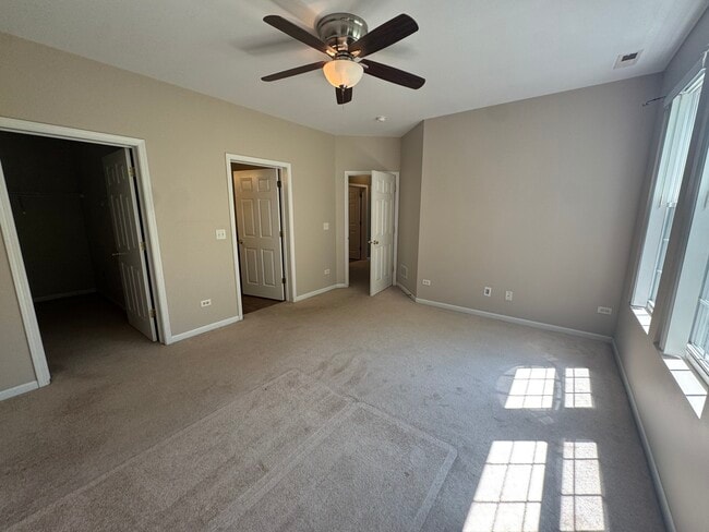 Building Photo - 1574 Millbrook Dr