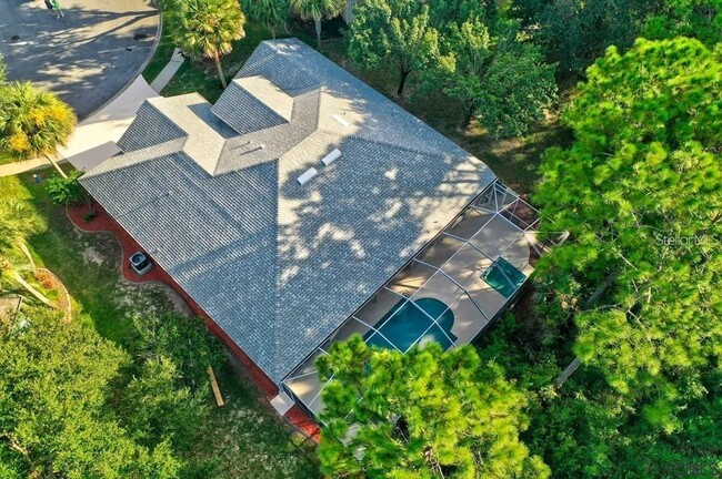 Building Photo - 7 Shinnecock Ct