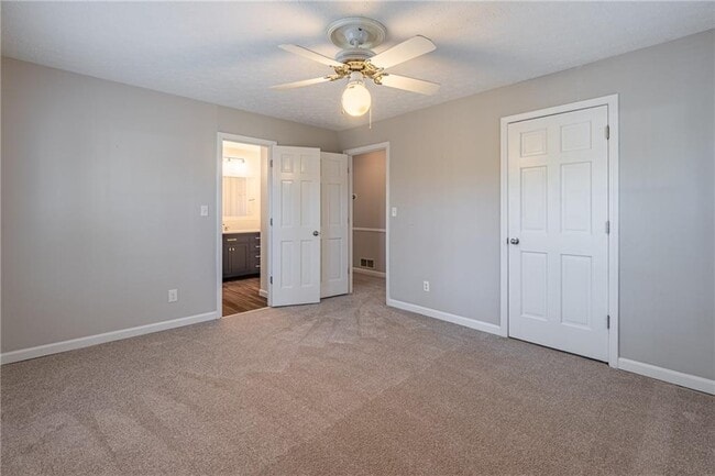 Building Photo - 4571 Huntridge Dr