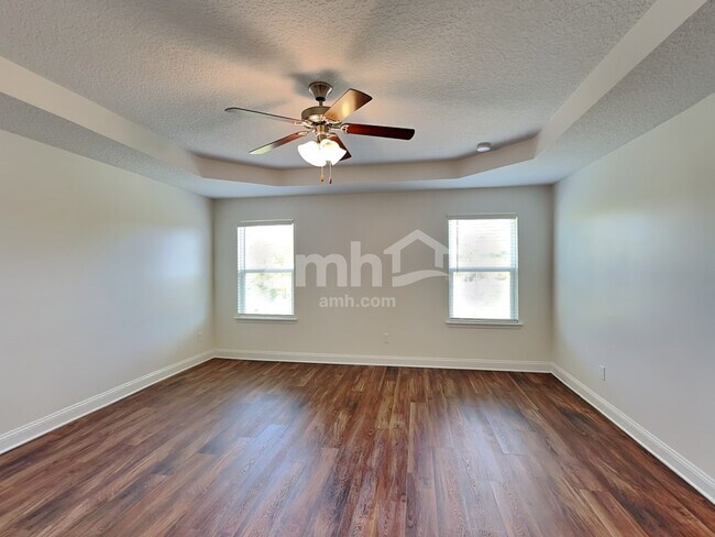 Building Photo - 32 Atlanta Dr