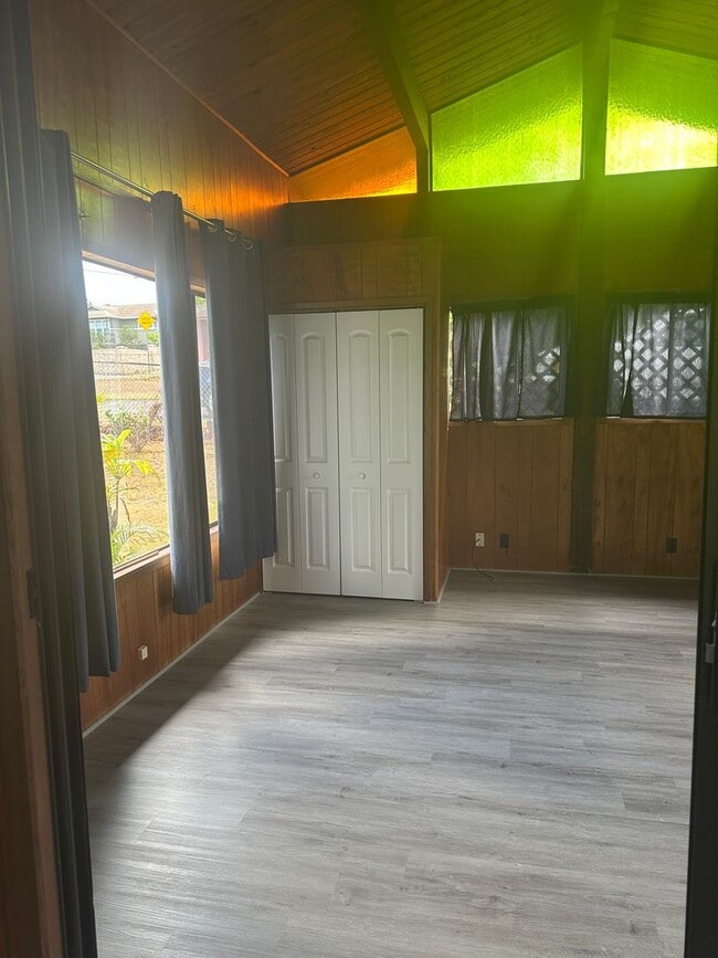Building Photo - Cozy upcountry home