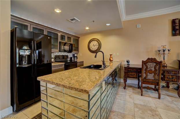 Building Photo - 30 Strada Di Villaggio