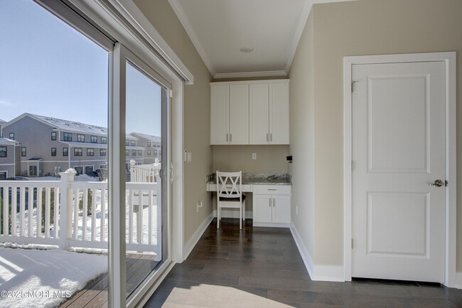 Building Photo - 26 Mariveles Wy