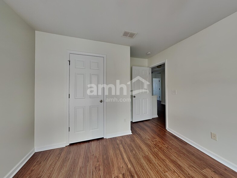 Building Photo - 3 Byswick Ct