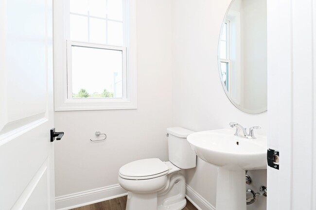 Building Photo - Dog-Friendly Townhome in Dunlora Park