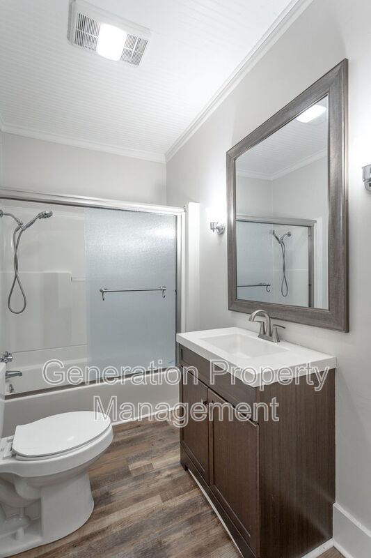 Building Photo - 1420 Hixson Pike