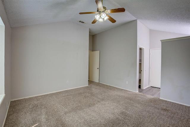 Building Photo - 406 Valley Spring Dr