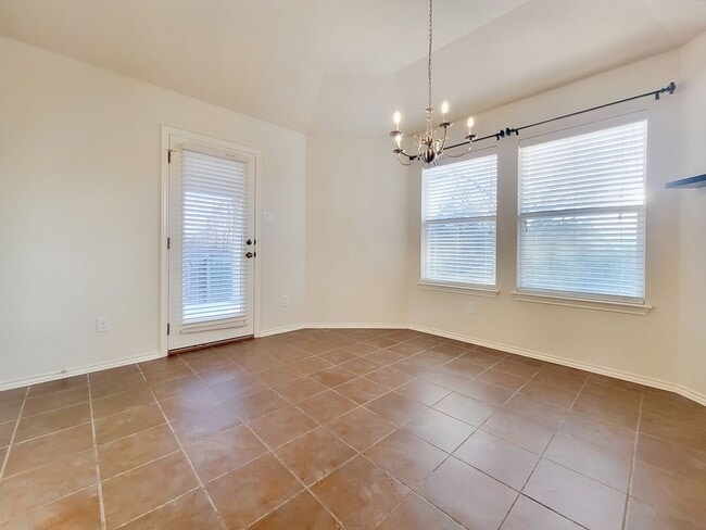 Building Photo - Beautiful 4 BR / 2 BA Home for Rent in Austin