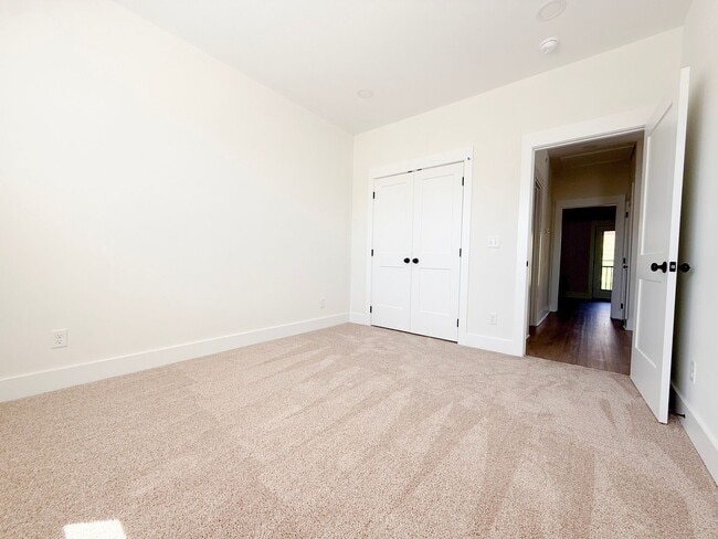 Building Photo - Crofton Style | Spacious 4-Bedroom Highbury Home with Pool and Pickleball Court