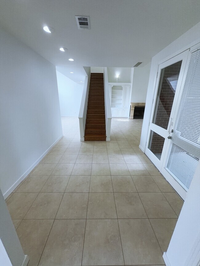 Building Photo - 11854 Taylorcrest Rd